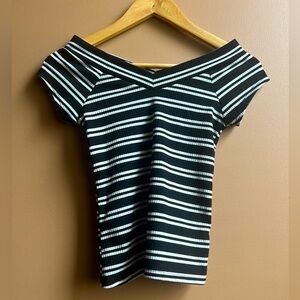 Urban Outfitters Black and White Fitted Ribbed Tee